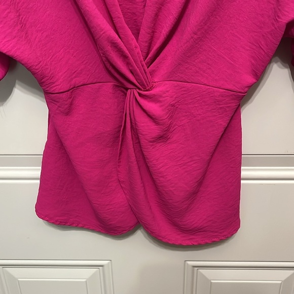 Impressions Hot pink Top Small - Picture 4 of 7